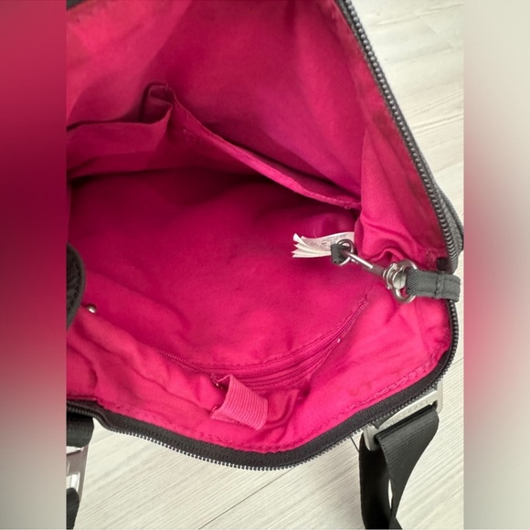 Baggallini Women's Horizon Crossbody Bag with RFID
Wristlet - CHARCOAL - Picture 7 of 11